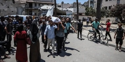 Israel Slaughters Dozens in Gaza Aid Lines As Public Pressure Mounts for Truce
