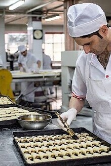 Cake of Professions; the Unique Creativity Of The Tasteful Pastry Chef In Designing and Baking Cakes For "Bank Employees" + Photo. Bravo and Well Done, Master👌