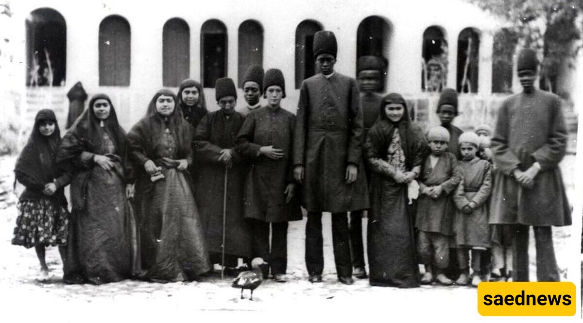 duck and its beloved, Haji Rahim the court eunuch