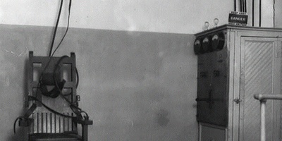 Scene Of The Execution Of An American Man By Electric Chair 98 Years Ago