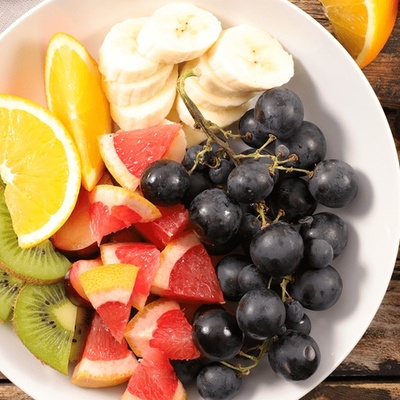 Is Eating Fruit Before Bed Beneficial?