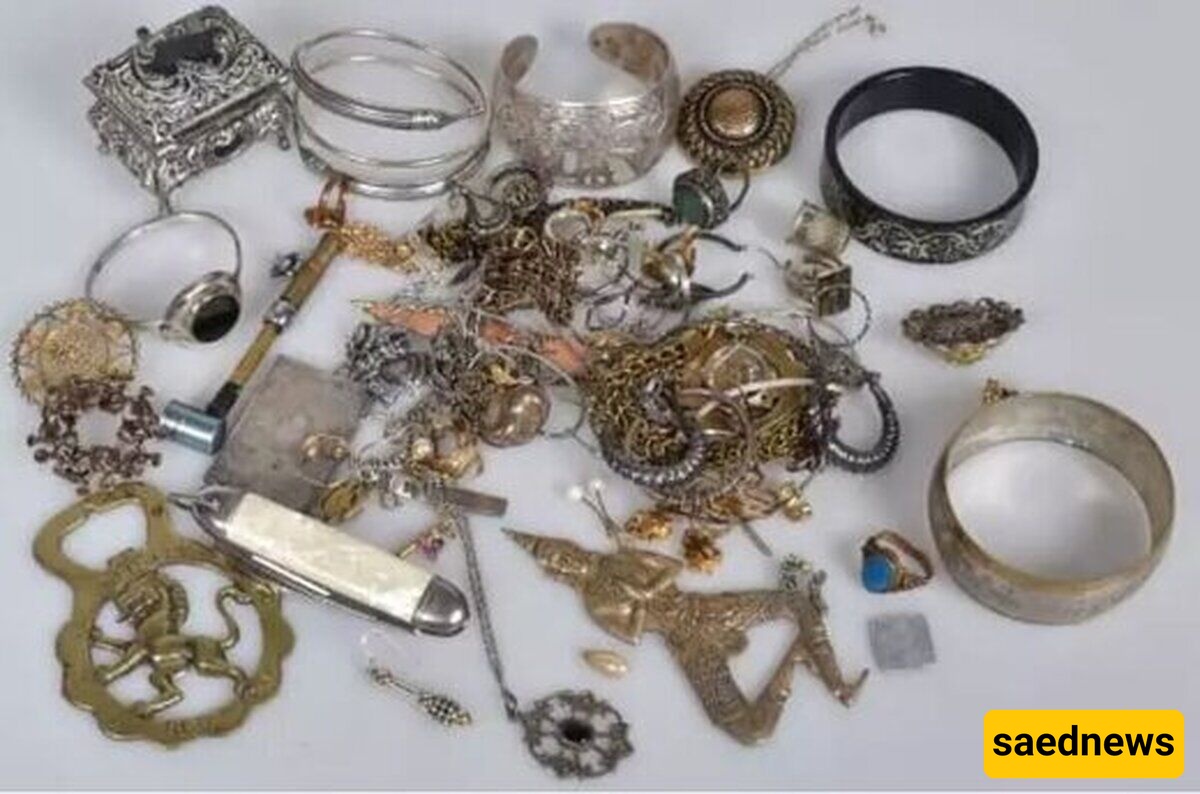 Lucky Woman Accidentally Becomes Owner of Ancient Treasure! + Photo