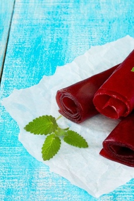 How Many Calories Are in Barberry Lavashak? A Complete Guide to Its Nutritional Value, Benefits, and Potential Drawbacks