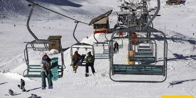 Tehran Tour: Experience Skiing at Tochal Ski Resort in Tehran; People's Excitement and Joy After Snowfall