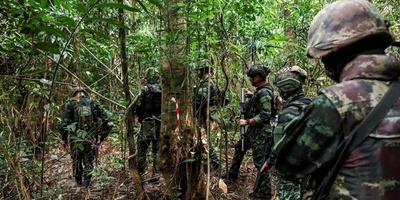 Thailand Returns 18 Detained Cambodian Soldiers