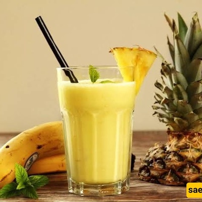 Tropical Pineapple and Banana Smoothie Recipe