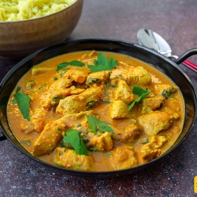 How to Make Mumbai-Style Chicken Curry at Home: The Secret to an Authentic and Delicious Indian Dish