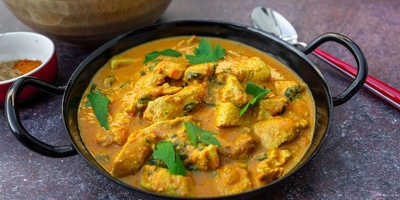 How to Make Mumbai-Style Chicken Curry at Home: The Secret to an Authentic and Delicious Indian Dish