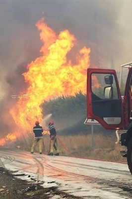 Army Deployed As Wildfires Rage in Western Spain amid Heatwave
