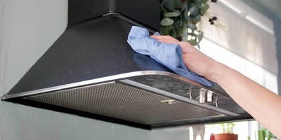 How to Clean Old Grease from a Kitchen Hood