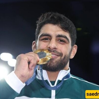 [VIDEO] Iranian Wrestler Saravi Claims First Gold at Paris Olympics by Defeating Armenian Olympic Champion!
