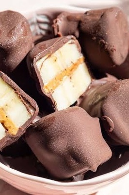 Simple Cocoa Desserts for an Afternoon Treat
