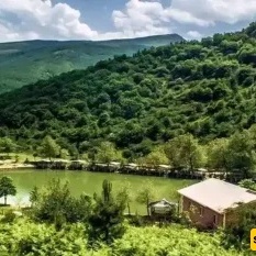 A Journey to Swan Lake: A Captivating and Majestic Destination