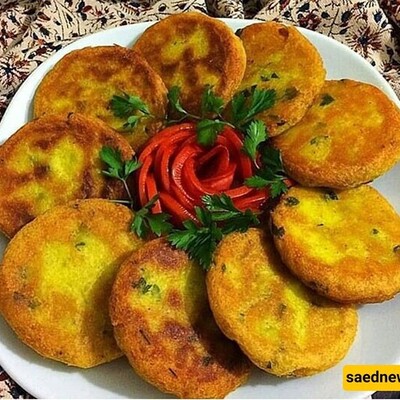 Learn the tastiest way to cook potato kuku in 38 seconds! 👌