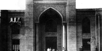 First Images of Dar al-Fonoon Medical Students in the Qajar Era – Practical Lessons Were Conducted at Patients’ Homes! [Photos]