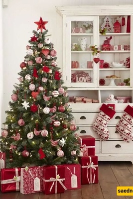 Even the Christmas Tree Turned Out to Be Iranian! Unveiling an Ancient Persian Christmas Tree in a Museum + Photos