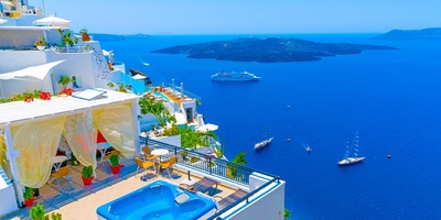 A Virtual Journey to the Beautiful and Dreamlike Island of Santorini + Stunning Photos