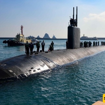 US Nuclear Submarine Docks at South Korean Port