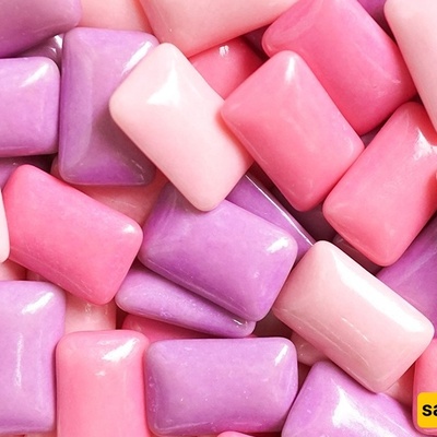 How to Remove Chewing Gum Stuck on Carpet Easily and Effectively
