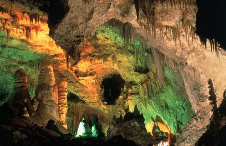 Ali Sadr Cave