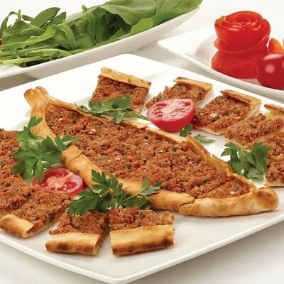 Pide vs. Pizza: A Delicious Clash of Cultures