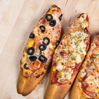 How to Make Delicious Baguette Pizza