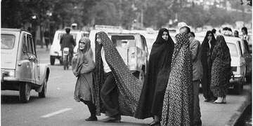(Photos) The first woman who obtained a driving license after the Islamic Revolution