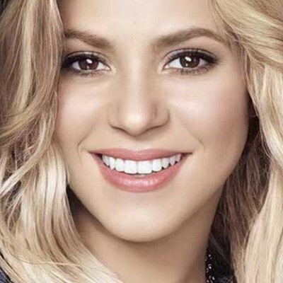 Shakira Introduces Her New Boyfriend – Really, Shakira with Him?