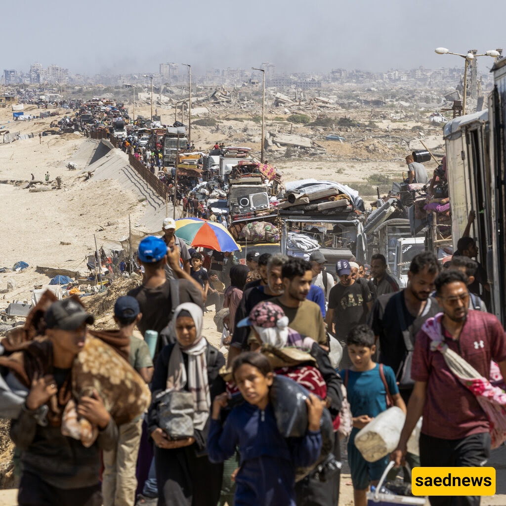 Palestinians fleeing Gaza City