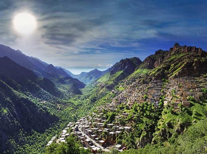 Hajij to Oraman Takht