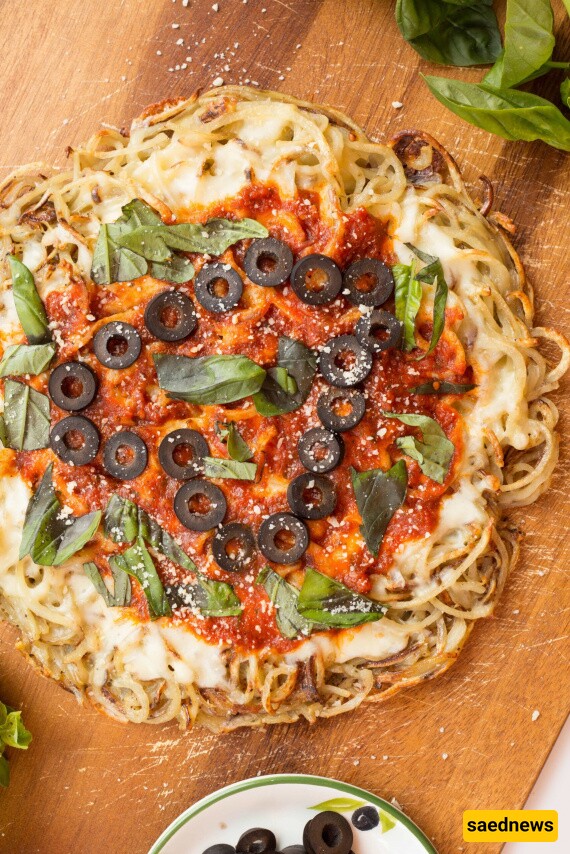 How to Make Noodle Pizza