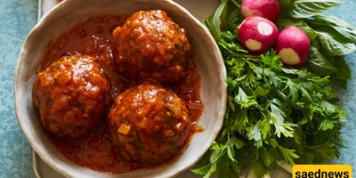 How to Make Juicy Meatballs with Pita Bread