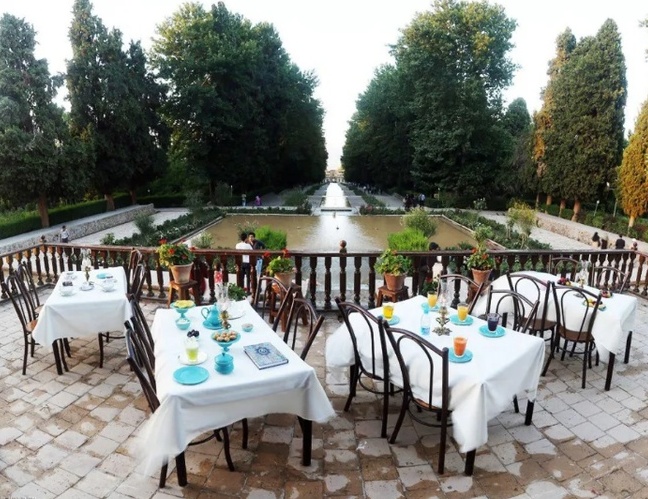 Shazdeh Mahan Garden