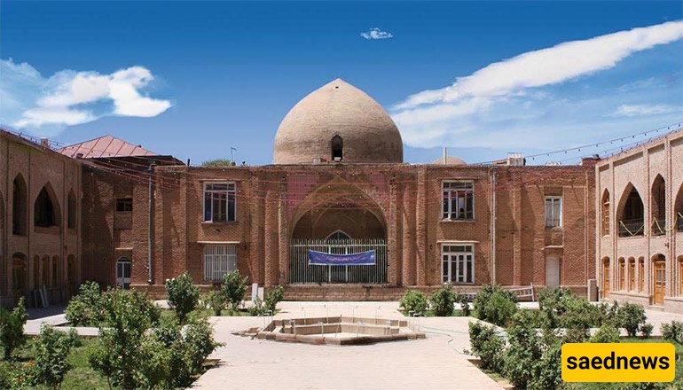Shrine of Imāmzāda Sayyid Ḥamzeh