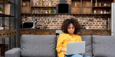 Why Do Some People Feel More Focused When Wearing Comfortable Clothes at Home?