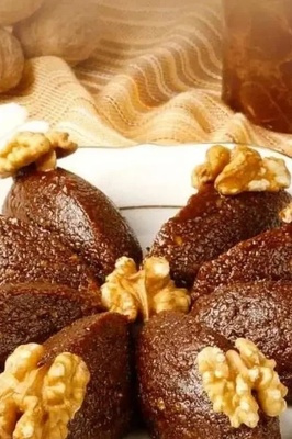 Urmia Walnut Halva Recipe for Muharram Offerings with an Authentic, Unique Flavor + Video