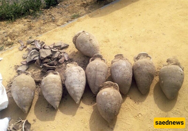 Discovery of 19 Jars Filled with Coins Worth 1.7 Million Euros + Photos