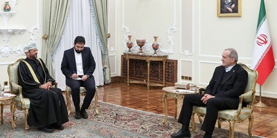 President Pezeshkian: Iranians are firmly standing behind Islamic Republic