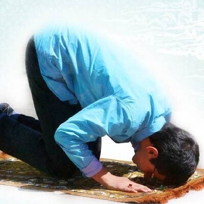 What Is The Ruling On Performing Prostration (sujood) With A Wound Or Boil On The Forehead?
