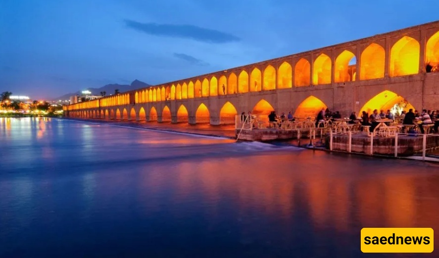 Si-o-se Pol Bridge: A Timeless Journey Along the Zayandeh Rud River