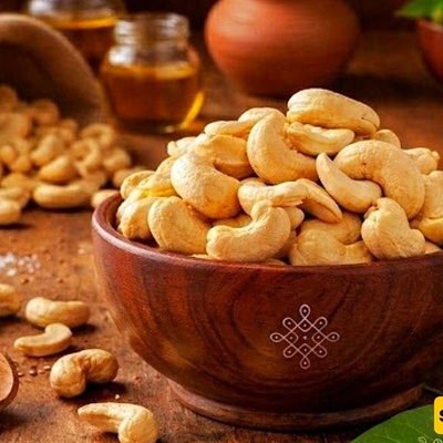 Cashew Nuts Benefits for Men and Women: Calories, Nature, Side Effects, and Recommended Intake