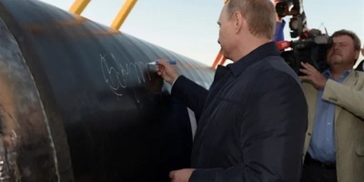 Russia, China Sign Pipeline Deal to Expand Energy Partnership