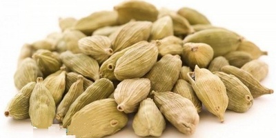 Sore Throat Relief with Cardamom
