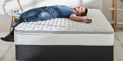 Role of Mattress Firmness and Material in Preventing Sciatic Pain
