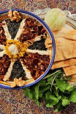 Are You A Vegetarian? Don't Miss These Persian foods to try in Iran!