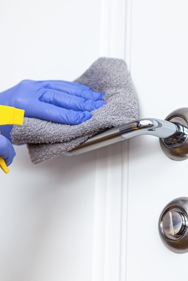 How to Properly Clean Door Handles and Light Switches at Home