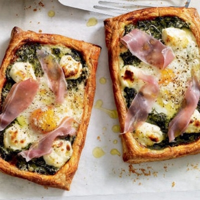 How to Make Mushroom & Salami Toast!