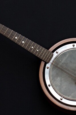Introduction to the African instrument Banjo!