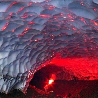 Exploring the Azna Snow Tunnel: A Winter Wonderland in the Heart of Lorestan, Iran