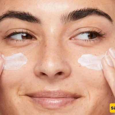 Natural Ways to Take Better Care of Your Skin in Different Season